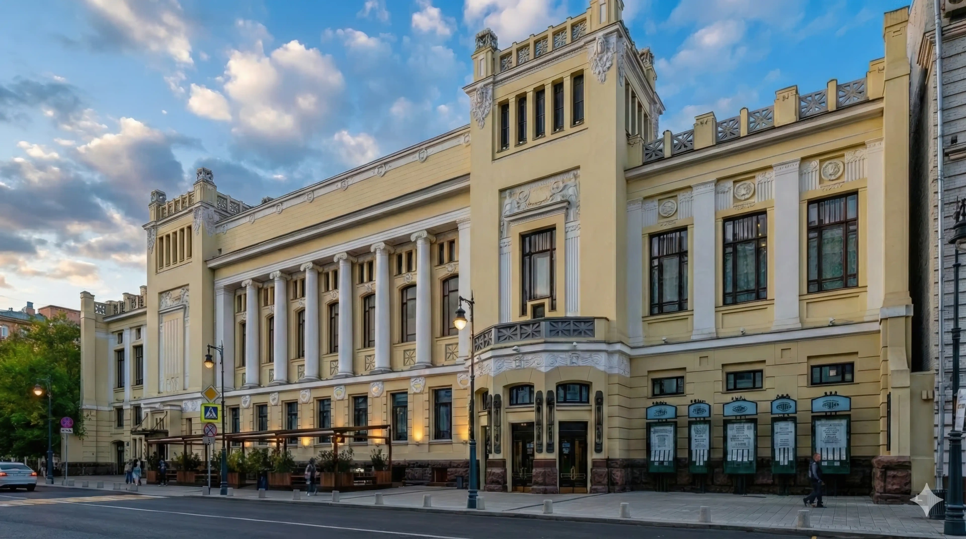 Ленком Марка Захарова